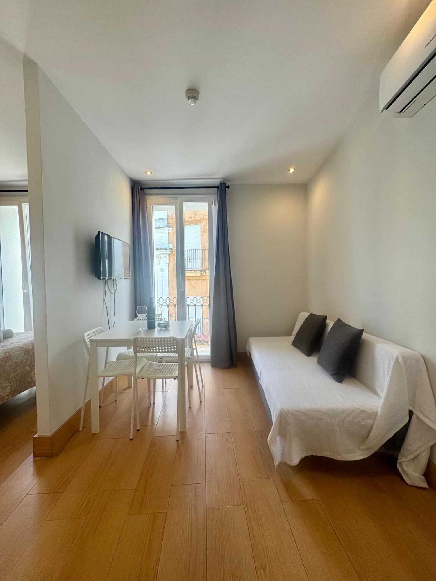 Alcazar Suites 赫雷斯 外观 照片